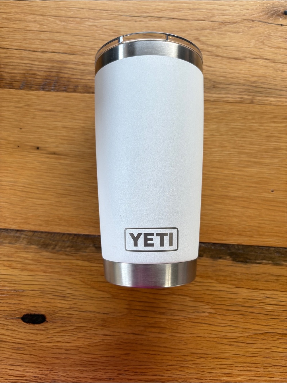 Yeti White Stainless Trim Tumbler 20 oz rambler